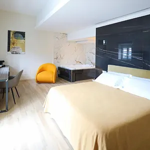 https://municipio-luxury-suite.hotels-amalfi.com
